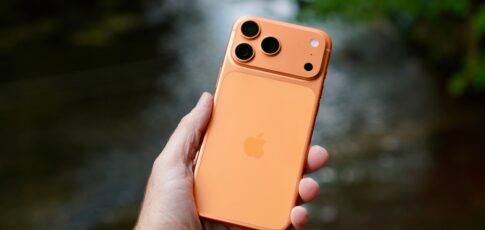 apple iphone 17 pro max review as