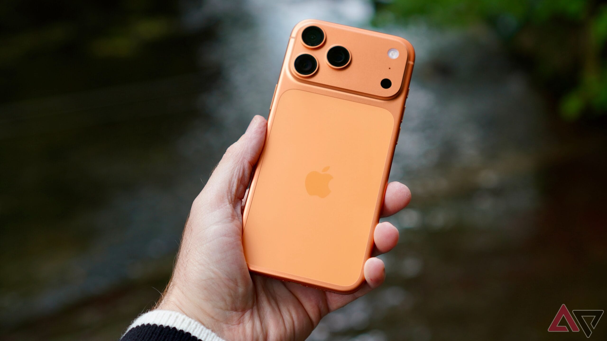 apple iphone 17 pro max review as