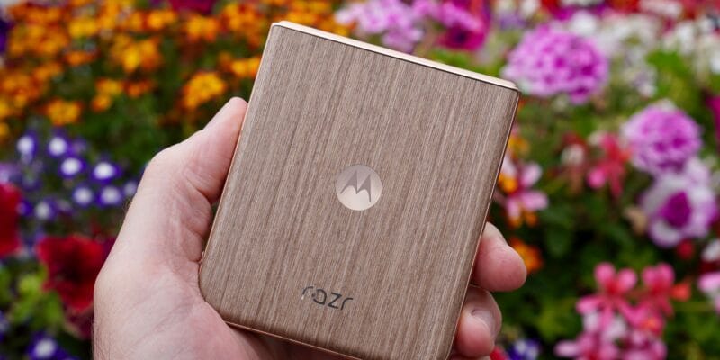 6 camera tricks I use to get better photos with the Moto Razr 2025 11 6 camera tricks i use to get