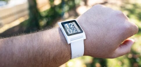 hands-on the pebble 2 duo is a