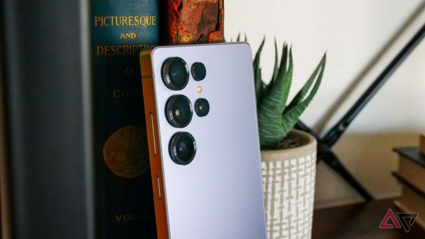 high-quality 3d renders of the samsung galaxy