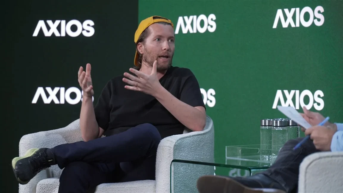 we re in an llm bubble hugging