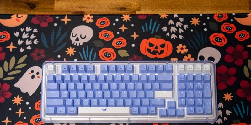 Logitech’s latest keyboard dabbles in enthusiast features 19 logitech s latest keyboard dabbles in enthusiast