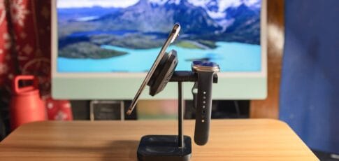 review esr s new 3-in-1 magsafe stand