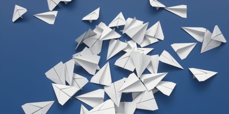 Ryanair tries forcing app downloads by eliminating paper boarding passes 11 ryanair tries forcing app downloads by eliminating