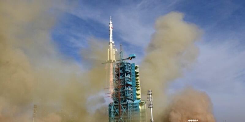 China launches an emergency lifeboat to bring three astronauts back to Earth 5 china launches an emergency lifeboat to bring