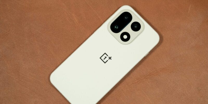 OnePlus 15 review: The end of range anxiety 16 oneplus 15 review the end of range