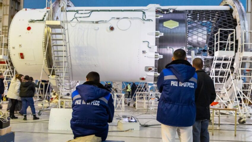 russia s soyuz 5 will soon come