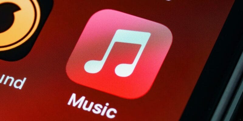 Web Summit: Apple Music co-lead discusses AI and the future of music creation | Hashe Computer Solutions (Pvt) Ltd.