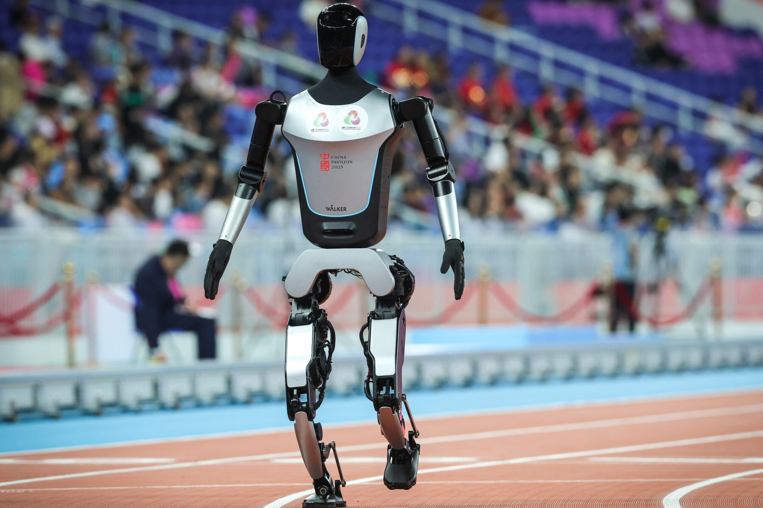 a humanoid robot-shaped bubble is forming china