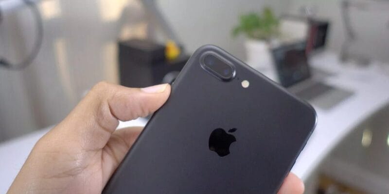 Apple lowers maximum trade-in values across its entire product line 4 apple lowers maximum trade-in values across its