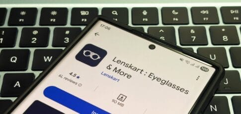 Tech News 10 lenskart recovers from tepid open to close