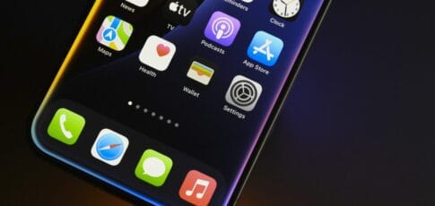 Tech News 10 apple confirms side-button support for third-party voice