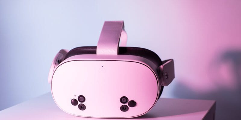 Relax, grown-ups: VR is doing fine 2 relax grown-ups vr is doing fine