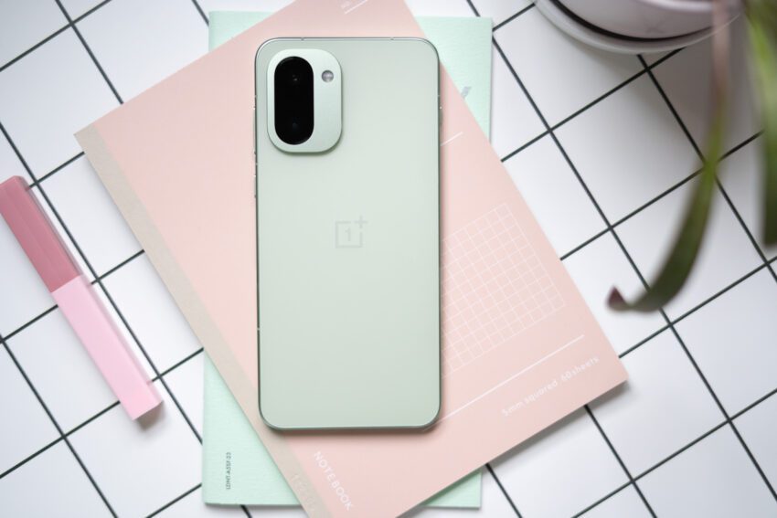 oneplus 15r review unbeatable battery life beatable