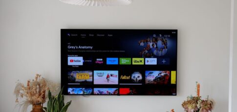 Tech News 3 google adds a free content discovery tab