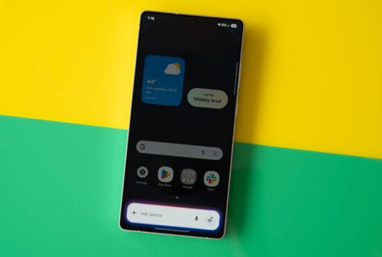 gemini isn t replacing google assistant on