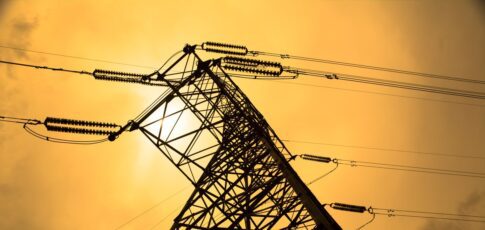 Tech News 12 why the electrical grid needs more software