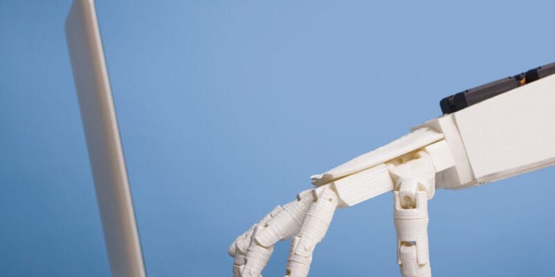 Researchers make “neuromorphic” artificial skin for robots 17 researchers make neuromorphic artificial skin for robots