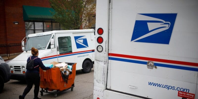Amazon reportedly considering dropping USPS and building a competing postal service 5 amazon reportedly considering dropping usps and building