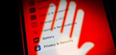 Tech News 10 apple hit with 115m fine for extremely