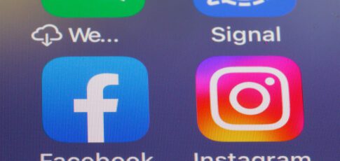meta centralizes facebook and instagram support tests