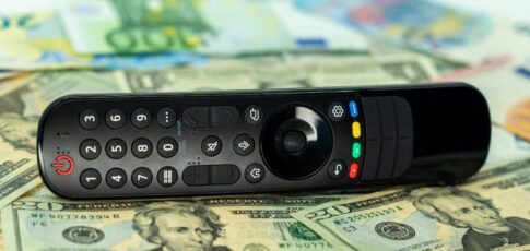 Tech News 11 cable channel subscribers grew for the first