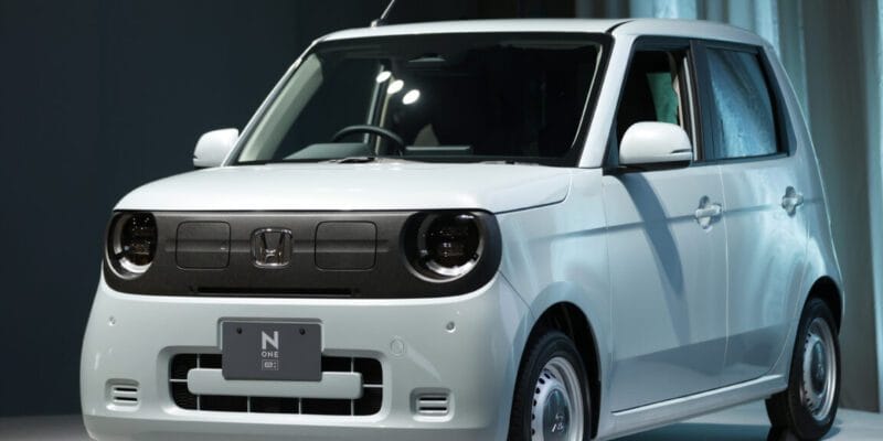 Trump wants tiny Japanese-style cars for US even as he cuts mpg goals 12 trump wants tiny japanese-style cars for us