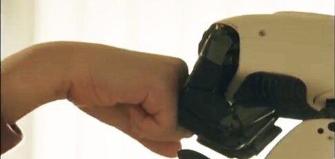 Tech News 11 lg teases a new chore-completing home robot