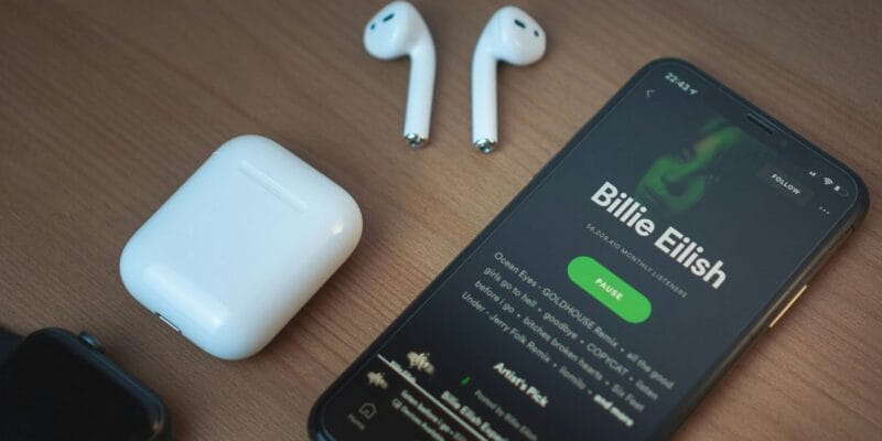 Pirate group says it has scraped almost the whole of Spotify 9 pirate group says it has scraped almost