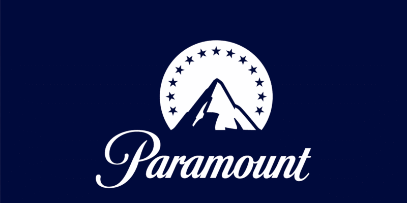 paramount goes to war with netflix for