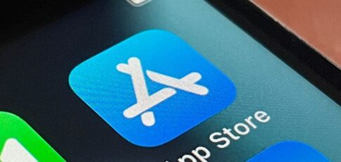 Tech News 10 apple opens up its app store to