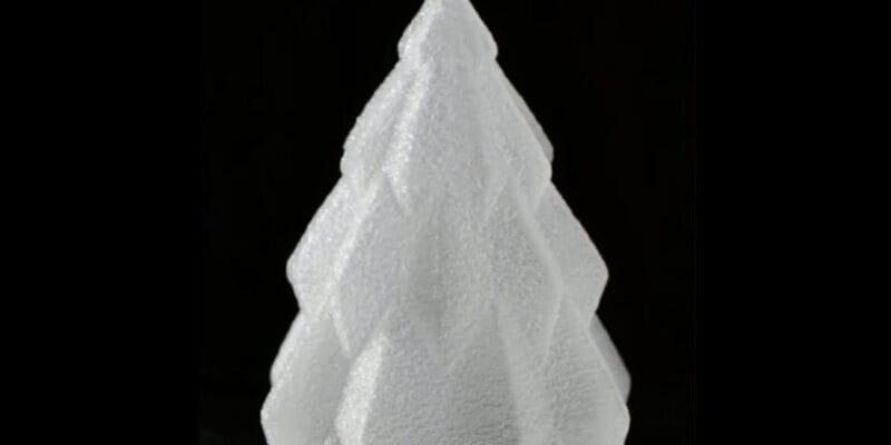 Physicists 3D-printed a Christmas tree of ice 4 physicists 3d-printed a christmas tree of ice