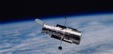 Tech News 1 planned satellite constellations may swamp future orbiting