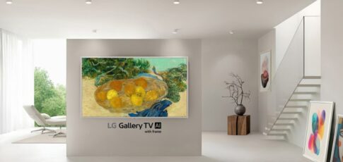 Tech News 7 lg is taking on samsung s the