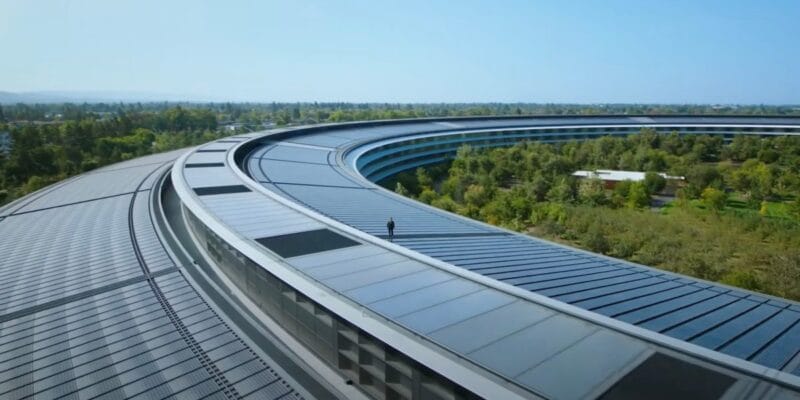 Apple announces departure of two more top executives 17 apple announces departure of two more top