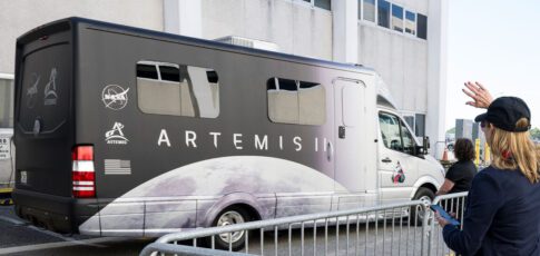 Tech News 9 nasa rewraps boeing starliner astrovan ii for