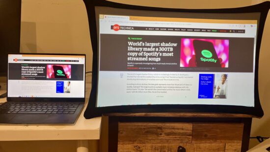 the splay is a subpar monitor but