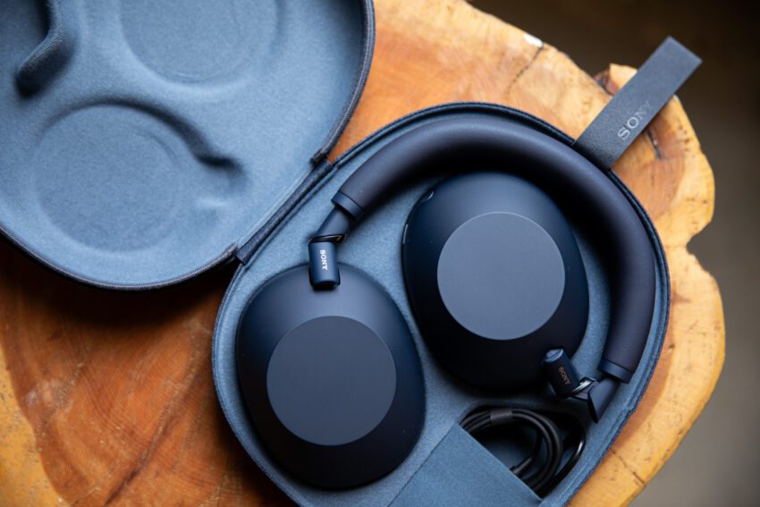 sony anker and other headphones have a