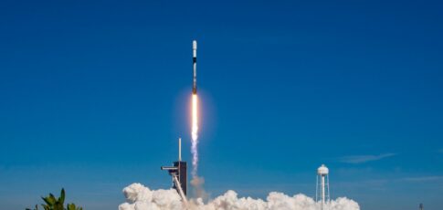 Tech News 1 spacex gets fcc approval to launch 7
