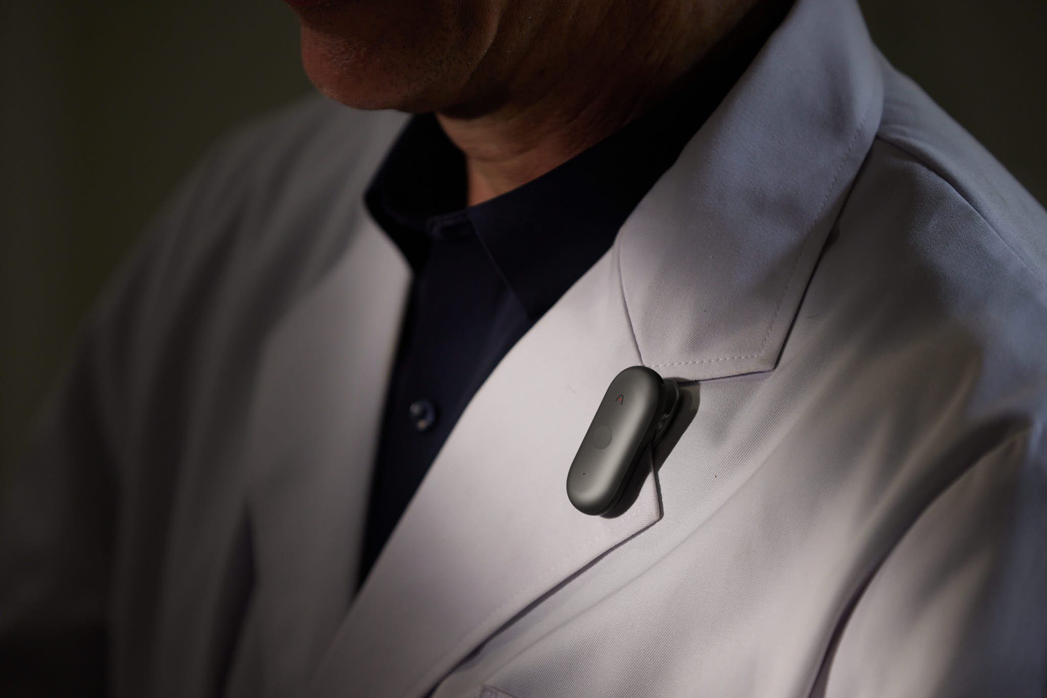 plaud updates the notepin with a button