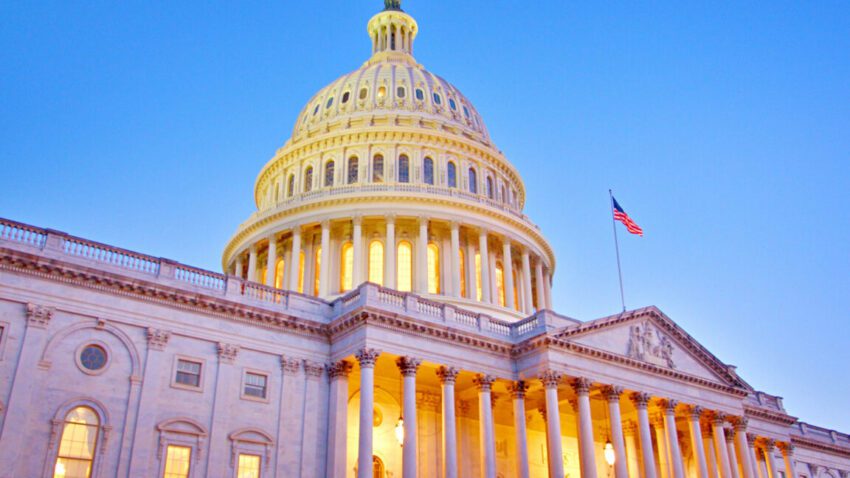 us gov t house sysadmin stole 200