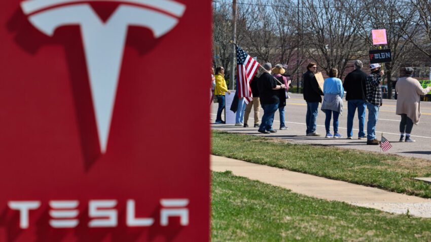 Tech News 10 tesla 2024 was bad 2025 was worse
