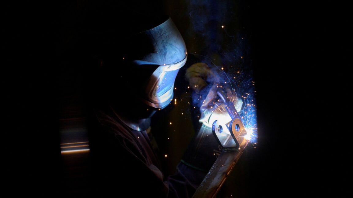 healthy 18-year-old welder nearly died of anthrax-the