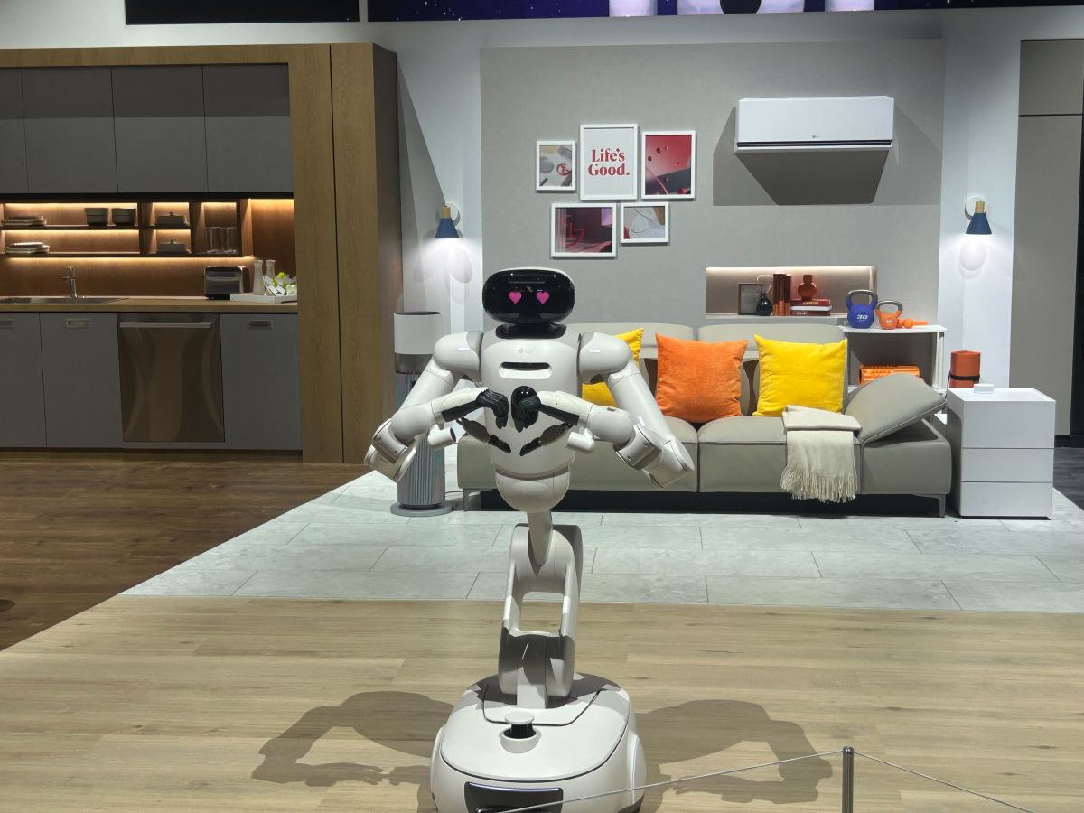 i watched lg s new home robot