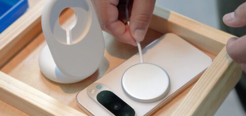 google s pixelsnap chargers will get firmware