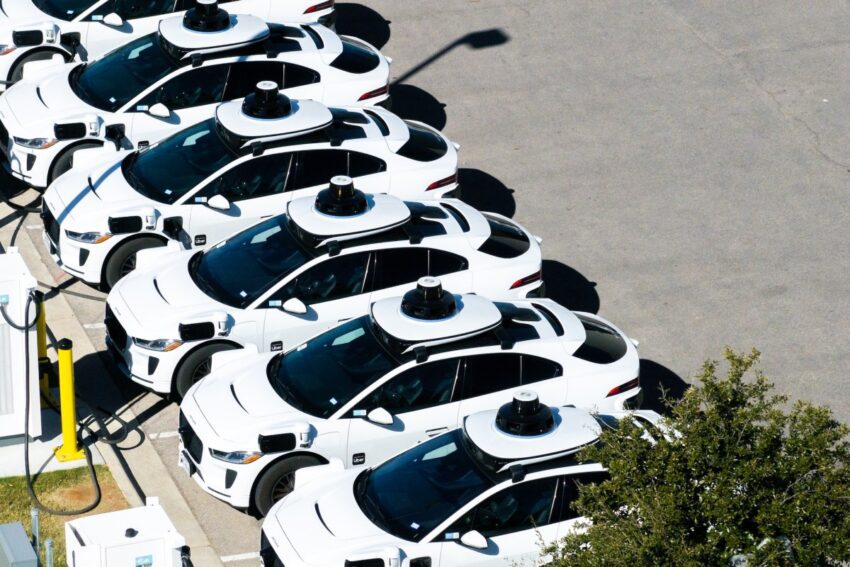 Tech News 1 waymo robotaxis are now giving rides to