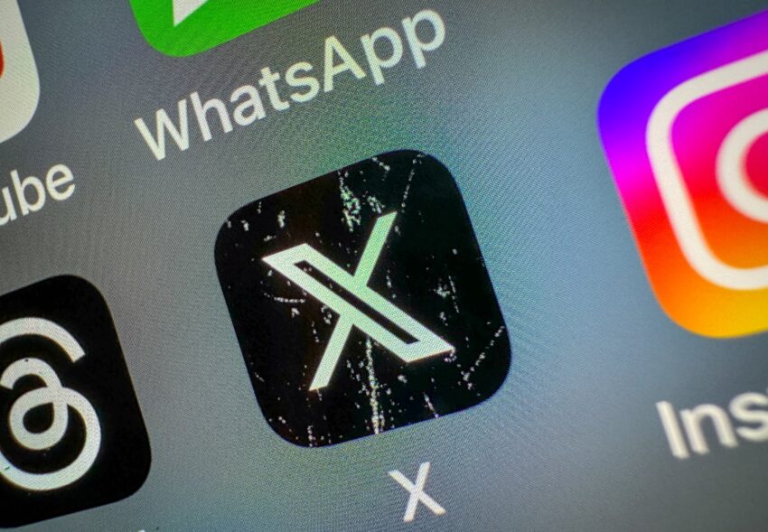 Tech News 2 x copies bluesky with a starterpacks feature