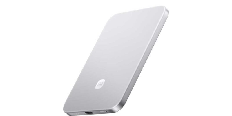 xiaomi s new magnetic battery bank is