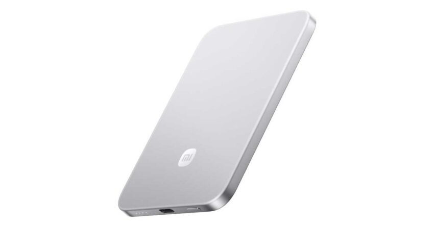 xiaomi s new magnetic battery bank is